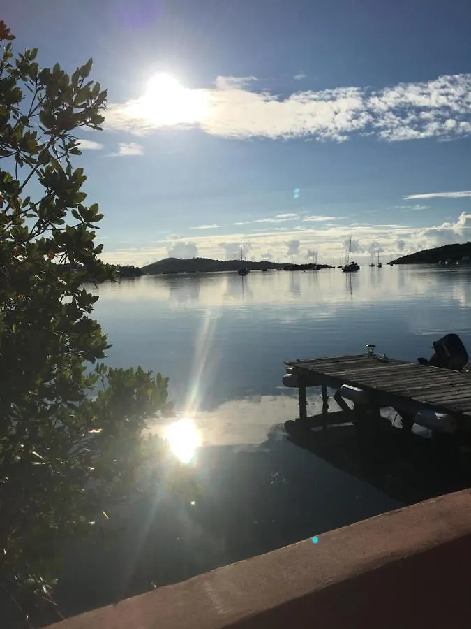 Naniqui Cottage - Only Adults -Parking Golf Car Only Isla Culebra 0*,  بورتوريكو